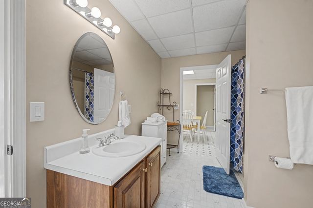 602 Bayberry Point, Canton, GA 30115