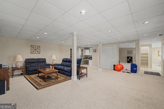 602 Bayberry Point, Canton, GA 30115