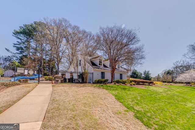 602 Bayberry Point, Canton, GA 30115