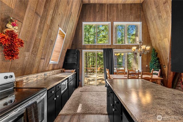 20 Deer Point Lane, Ronald, WA 98940