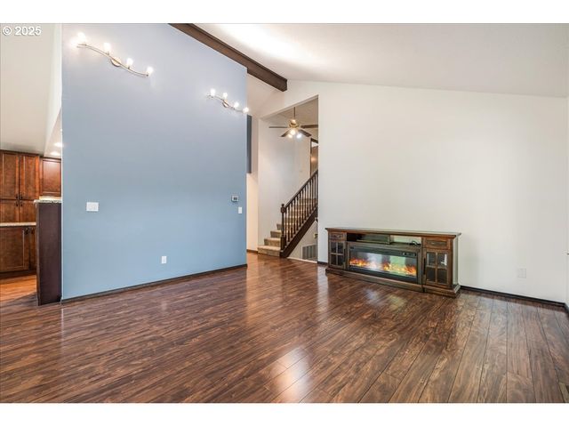 20900 Sw WINEMA Dr, Tualatin, OR 97062