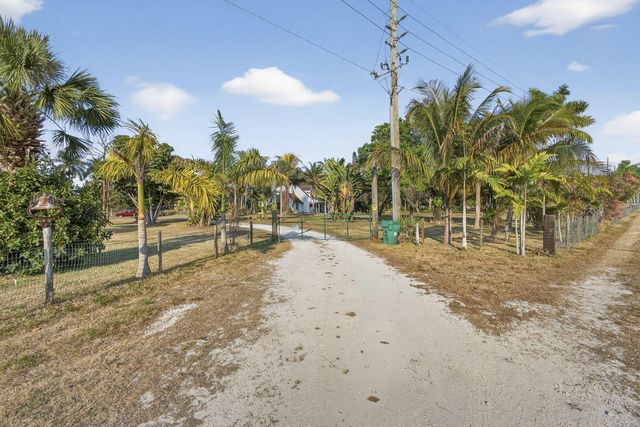 14685 40th Street N, Loxahatchee Groves, FL 33470