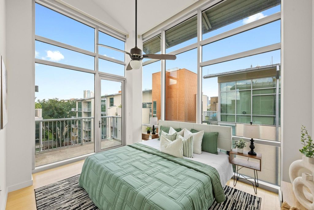 1600 Barton Springs RD 5601, Austin, TX 78704