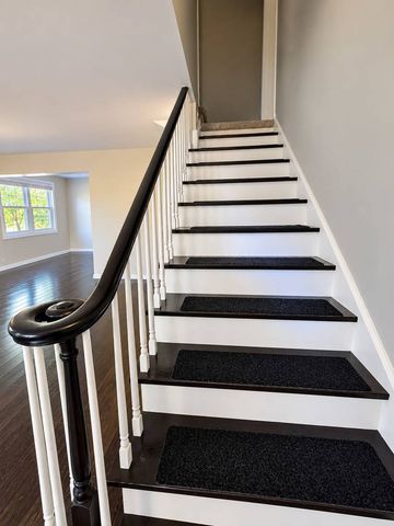 26705 N Circle Drive, Mundelein, IL 60060