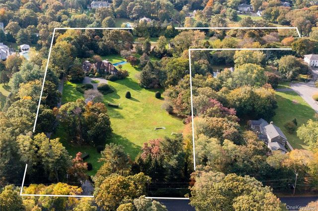 491 Muttontown Road, Muttontown, NY 11791
