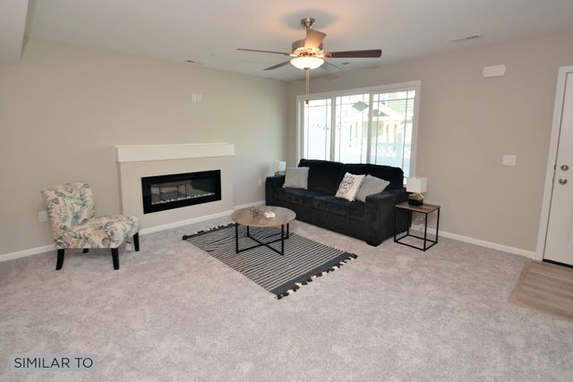 608 NE Winding Trail Lane, Ankeny, IA 50021