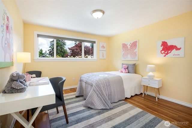 14101 Phinney Avenue N, Seattle, WA 98133