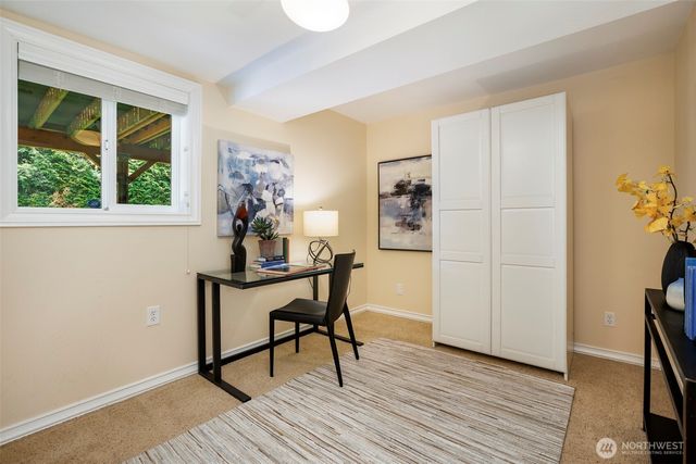 14101 Phinney Avenue N, Seattle, WA 98133