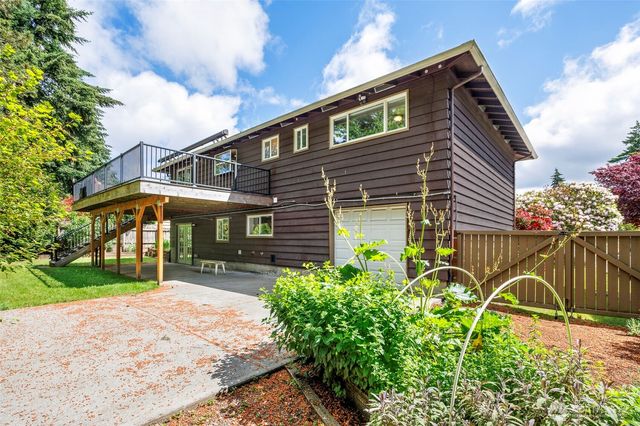 14101 Phinney Avenue N, Seattle, WA 98133