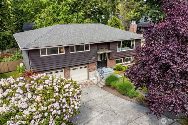 14101 Phinney Avenue N, Seattle, WA 98133