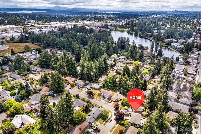 14101 Phinney Avenue N, Seattle, WA 98133