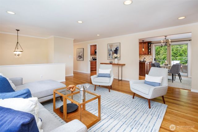 14101 Phinney Avenue N, Seattle, WA 98133