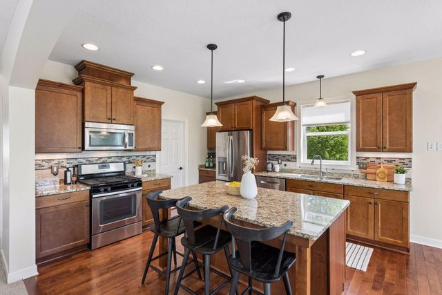 833 Egret Lane, Waconia, MN 55387