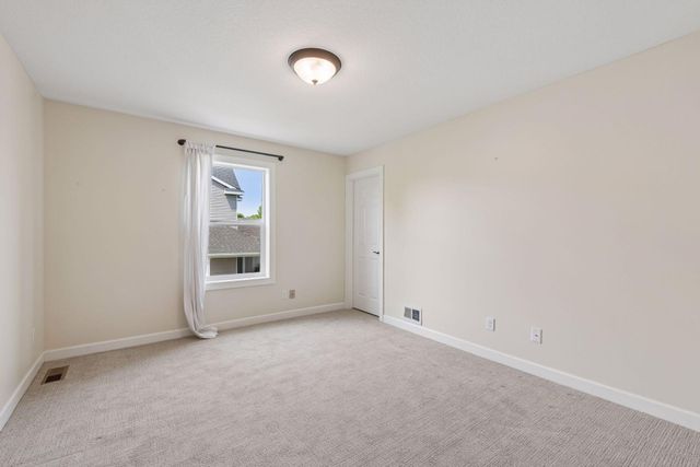 833 Egret Lane, Waconia, MN 55387