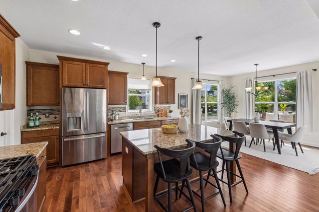 833 Egret Lane, Waconia, MN 55387