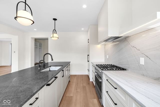 818 Union Street, Indianapolis, IN 46225