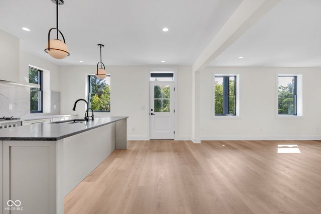 818 Union Street, Indianapolis, IN 46225