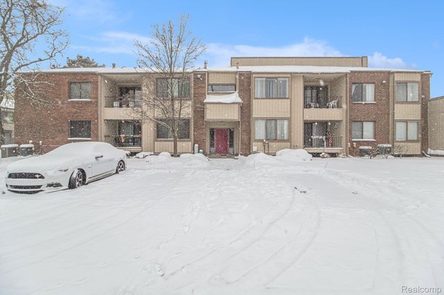 7408 Vassar B, West Bloomfield Charter Township, MI 48322