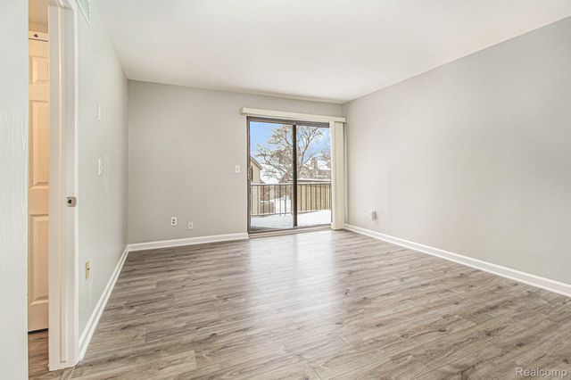 7408 Vassar B, West Bloomfield Charter Township, MI 48322