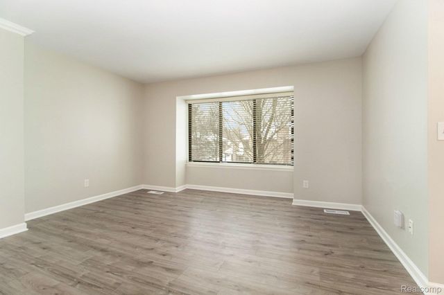 7408 Vassar B, West Bloomfield Charter Township, MI 48322