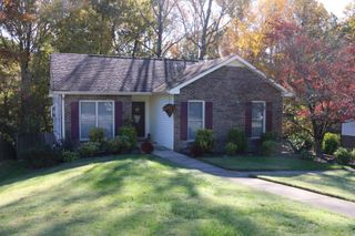 757 Cloud Dr, Clarksville, TN 37043