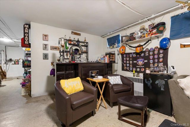 2761 Hering Avenue, Bronx, NY 10469