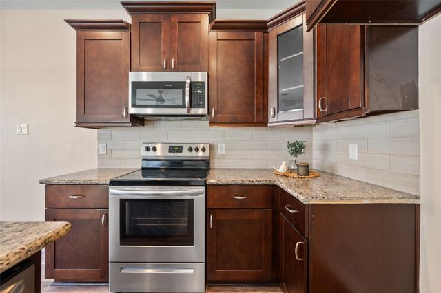 16721 Stonefield, Montgomery, TX 77316
