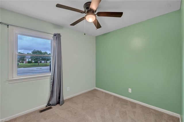 885 Butte CIR, Newport News, VA 23608