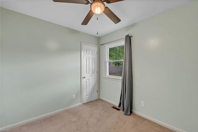 885 Butte CIR, Newport News, VA 23608
