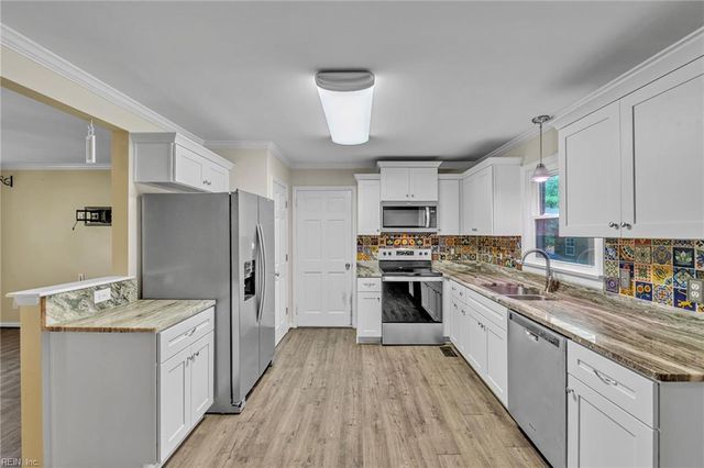 885 Butte CIR, Newport News, VA 23608