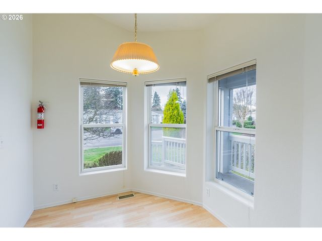 17508 Nw SHADY FIR Loop 16, Beaverton, OR 97006