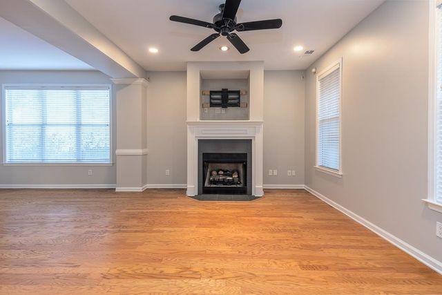 1227 ISLE VIEW DR, Memphis, TN 38103