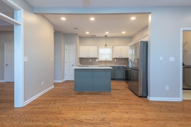 1227 ISLE VIEW DR, Memphis, TN 38103