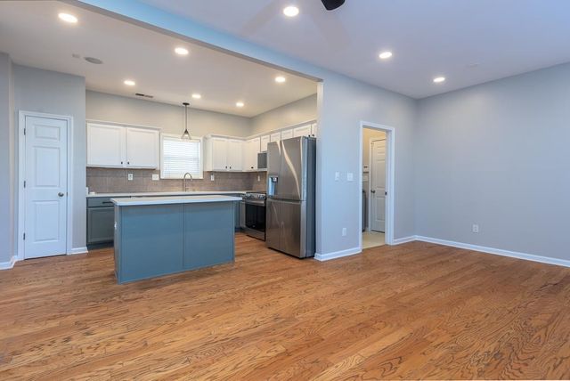 1227 ISLE VIEW DR, Memphis, TN 38103