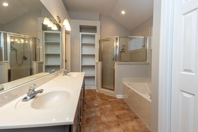 1227 ISLE VIEW DR, Memphis, TN 38103