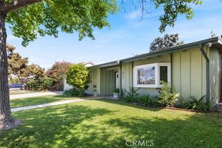 927 Presidio, Costa Mesa, CA 92626