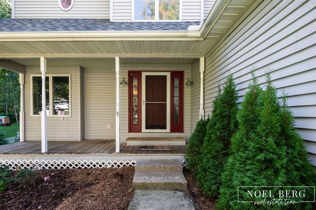 16216 Terrace Road, Spring Lake, MI 49456