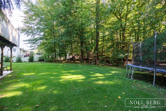 16216 Terrace Road, Spring Lake, MI 49456