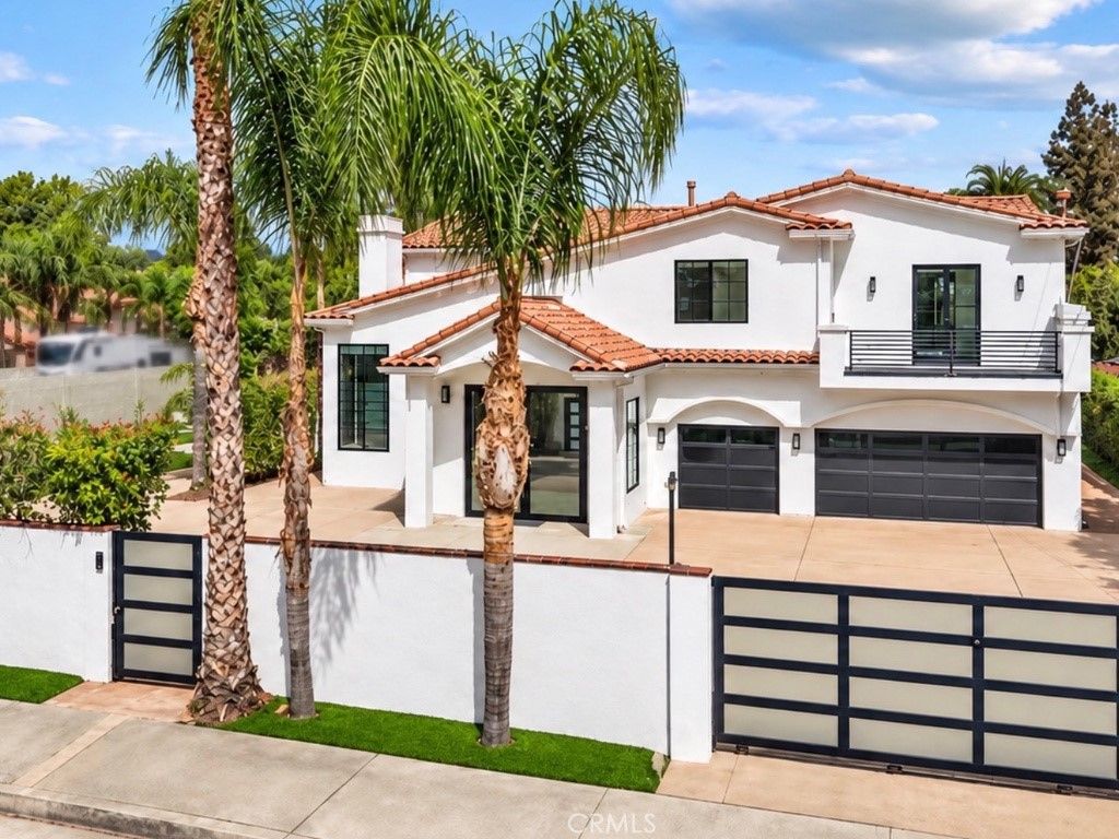 23129 Burbank Boulevard, Woodland Hills, CA 91367 — exterior