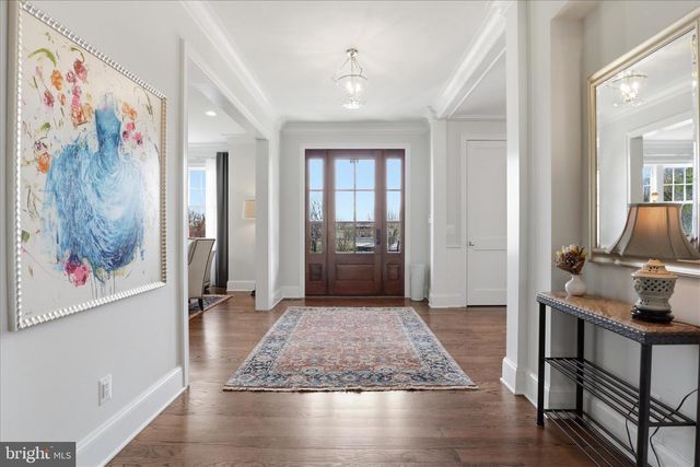 303 SALSBURY LN NW, Vienna, VA 22180