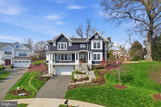 303 SALSBURY LN NW, Vienna, VA 22180