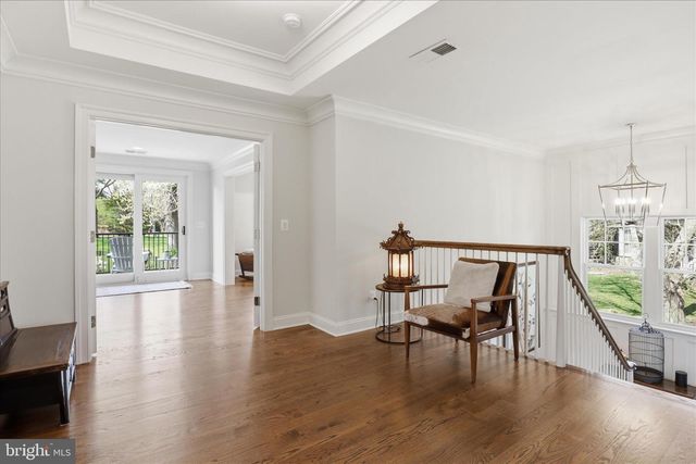 303 SALSBURY LN NW, Vienna, VA 22180