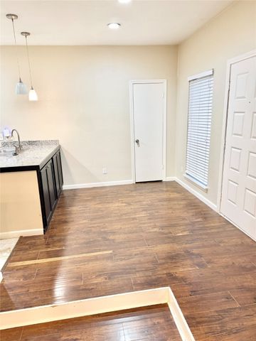 7340 Skillman Street 401, Dallas, TX 75231