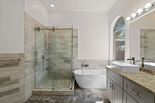 2013 Rodeo DR, Austin, TX 78727