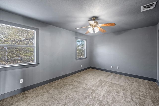 38 Deer Ridge RD, Wimberley, TX 78676