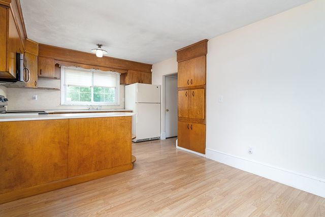255 Farmington Avenue 1, Cranston, RI 02920
