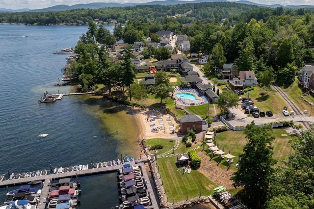 19 Commanders Helm, Laconia, NH 03246