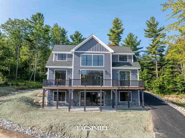 19 Commanders Helm, Laconia, NH 03246