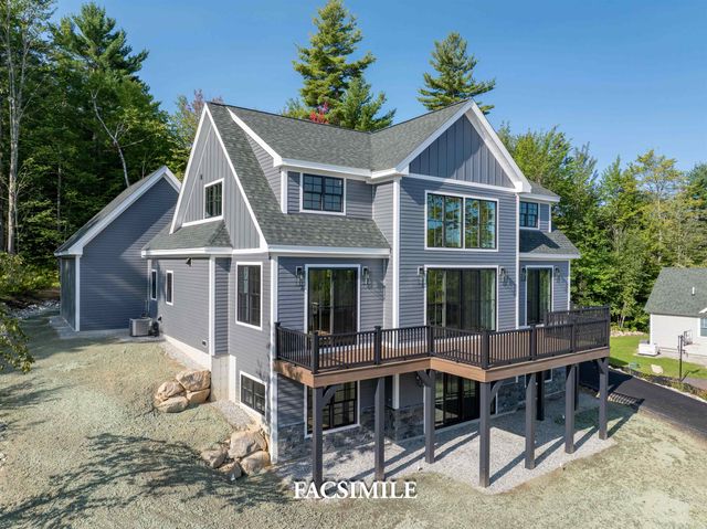19 Commanders Helm, Laconia, NH 03246
