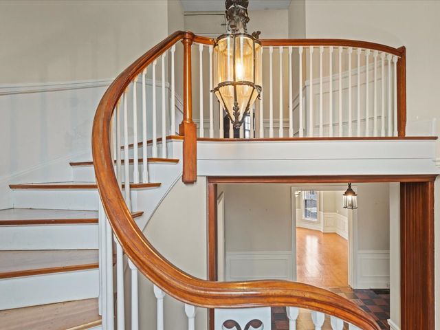 2014 Glenview Road, Rockford, IL 61107